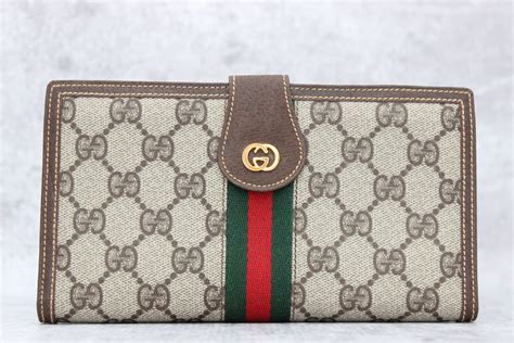 gucci men's wallet consignment
